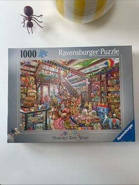 Ravensburger 1,000 Piece Fantasy Toy Shop Jigsaw Puzzle 🧩